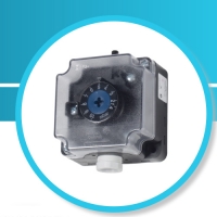 P233 Adjustable differential pressure switch